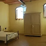 Poggio Antico مزرعة للإقامة