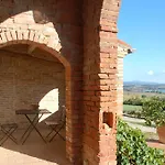 مزرعة للإقامة Poggio Antico