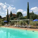 Poggio Antico مزرعة للإقامة Binami