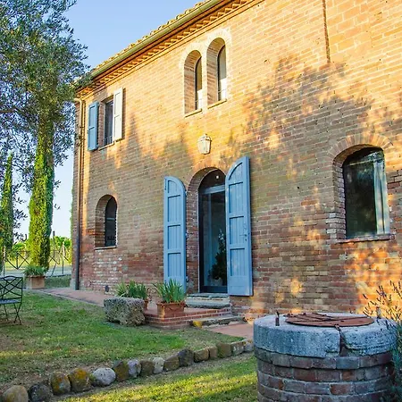 Poggio Antico مزرعة للإقامة