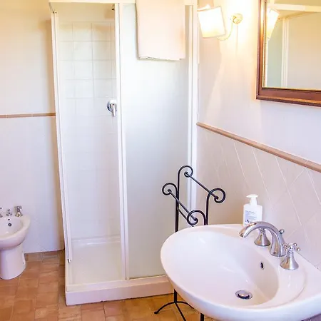 Poggio Antico Agroturismo *